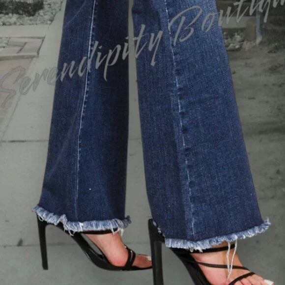 Zenana Super Stretch High Rise Bell Bottom Retro 70s Dark Wash Jeans - Picture 6 of 16